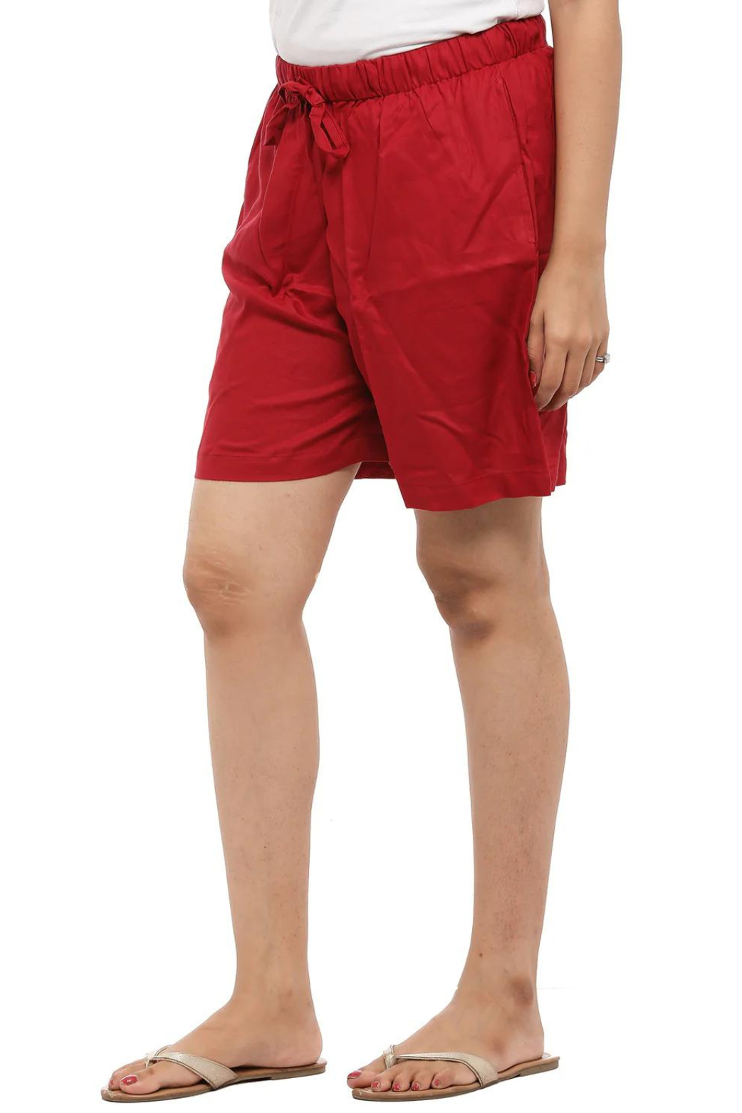 Women Plain Maroon Shorts