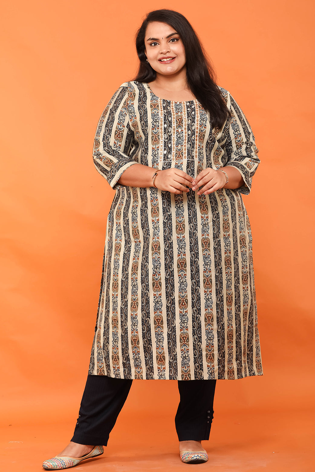 Women Grand Long Kurta