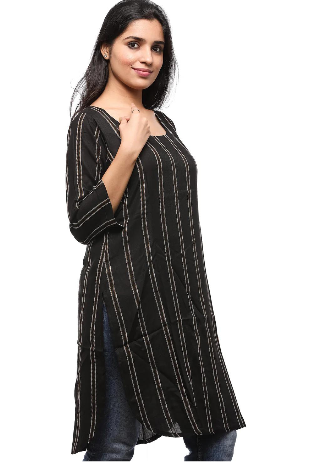 Women Round Neck Knee Length Kurta