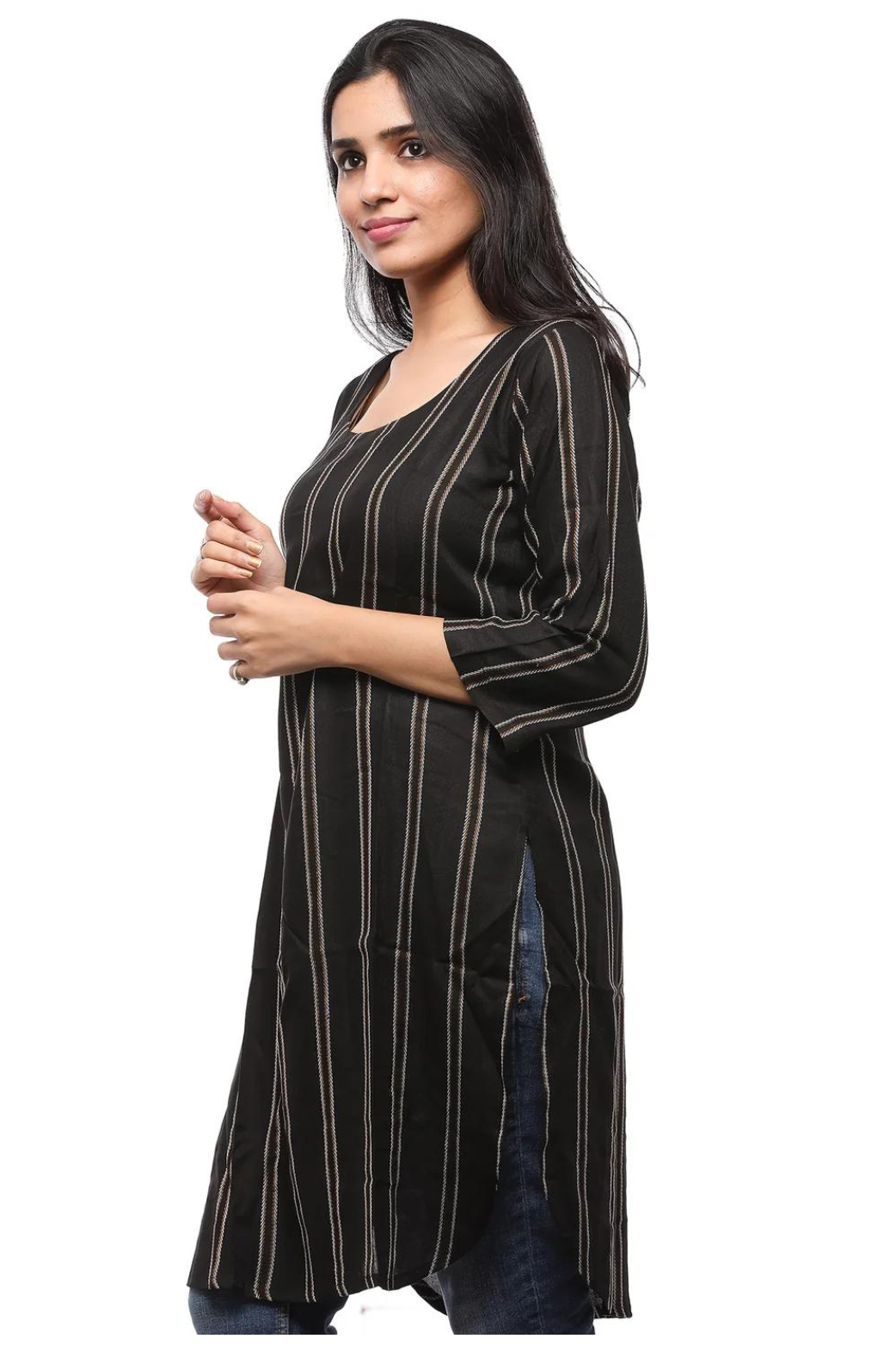 Women Round Neck Knee Length Kurta