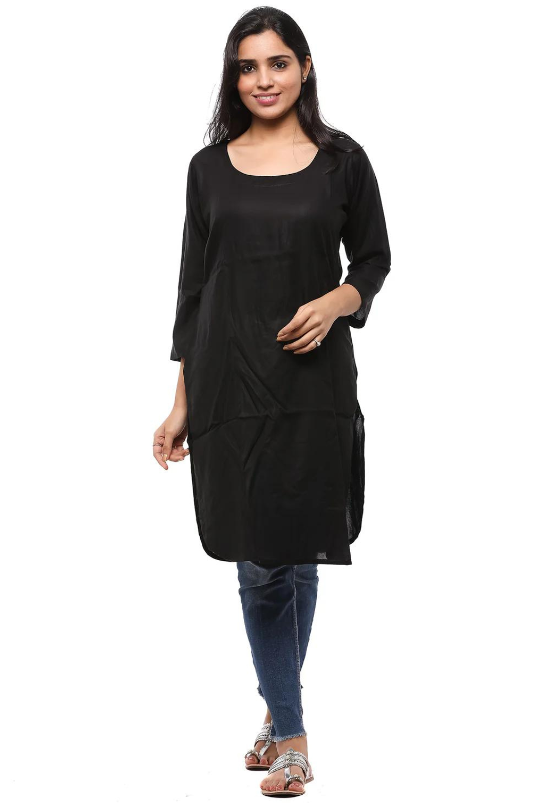 Women Round Neck Knee Length Kurta