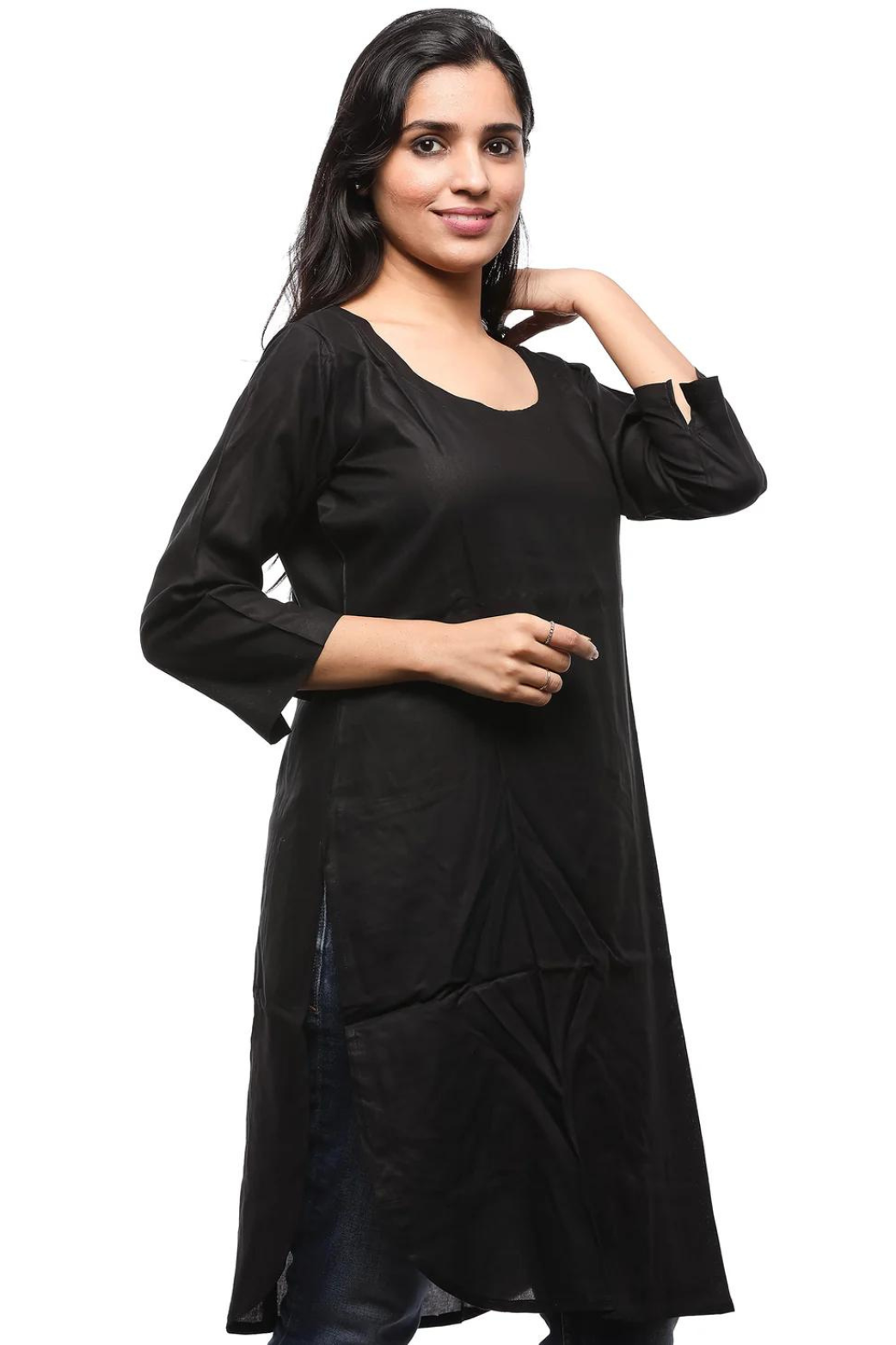 Women Round Neck Knee Length Kurta