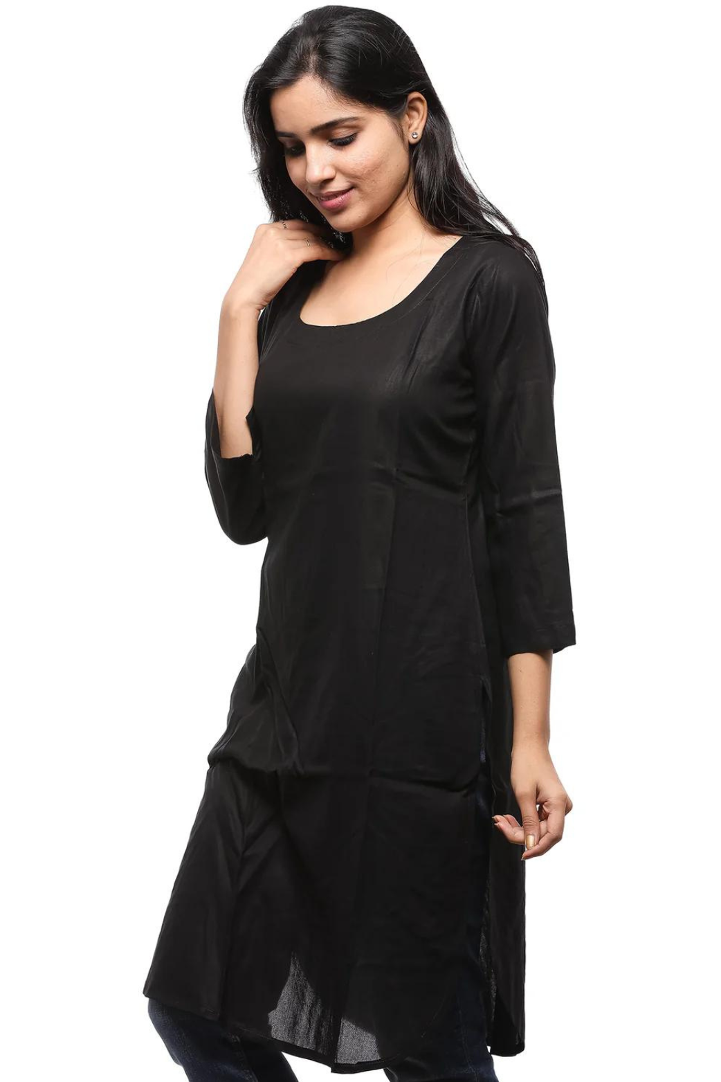 Women Round Neck Knee Length Kurta